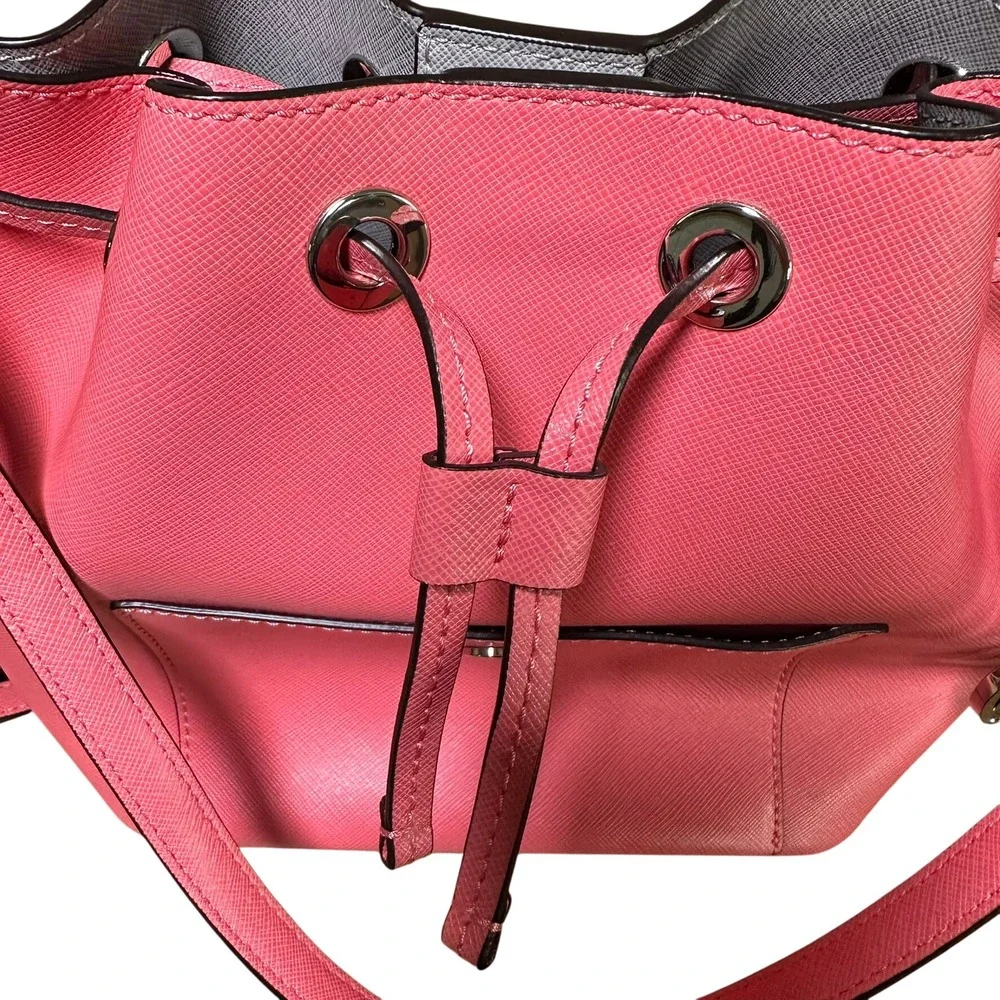 Michael Kors Saffiano Leather Bucket Bag Pink Crossbody Handbag‎